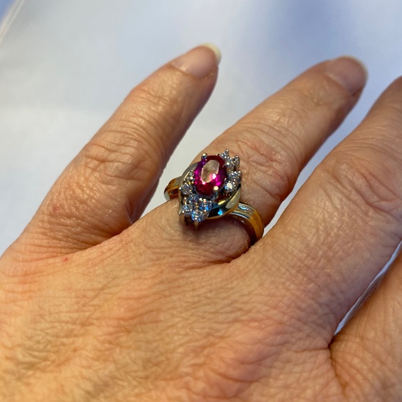 Vintage Cocktail Ring - Picture 7 of 10